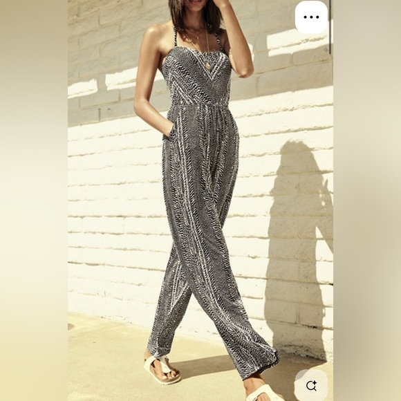 Robin Piccone Black & White Abstract Print Halter Jumpsuit Cover-Up S - Picture 4 of 14